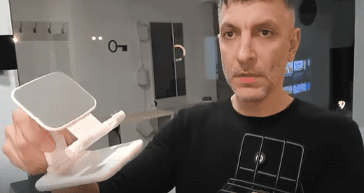 amenidades airbnb soporte para móvil