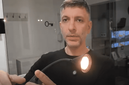 las mejores amenidades para airbnb lámparas